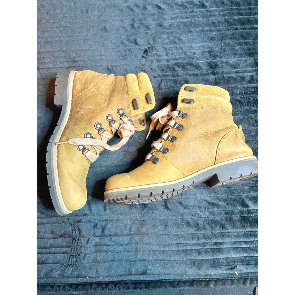 Chaco Barbary Mustard Yellow Leather Suede Hiking Boots JCH108344 Sz 6.5
